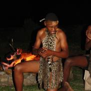 kikuyu_lodge_dancers_17.JPG